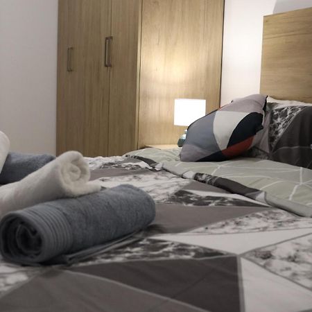 Sc6 - Modern & Spacious 2 Bed St. Paul's Bay Bagian luar foto